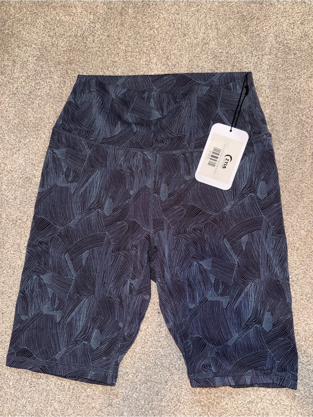 Zyia Navy Dream Alight High-Rise Hustle Shorts (L)